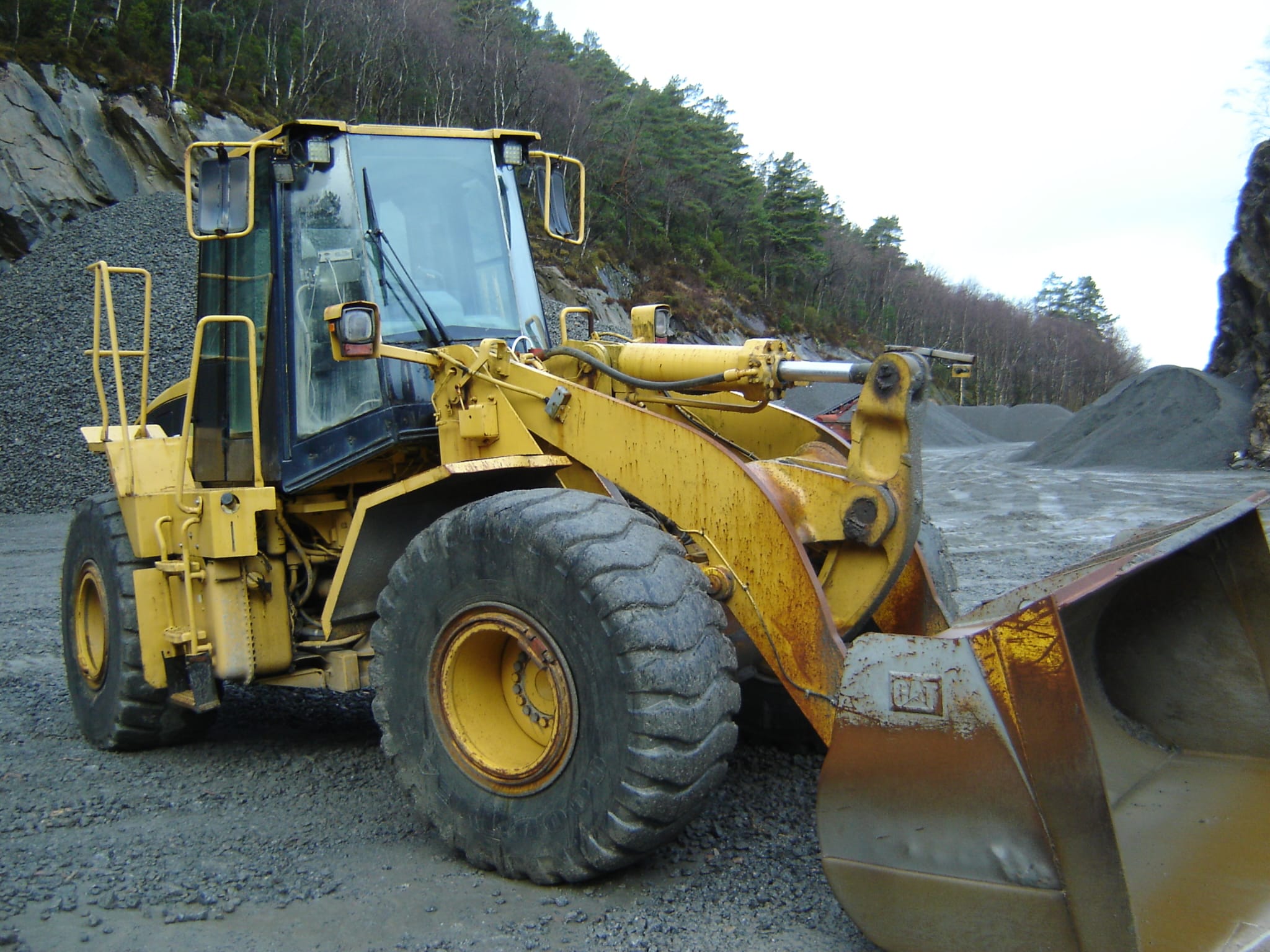 Wheel loader second hand CATERPILLAR 950 G very good condition